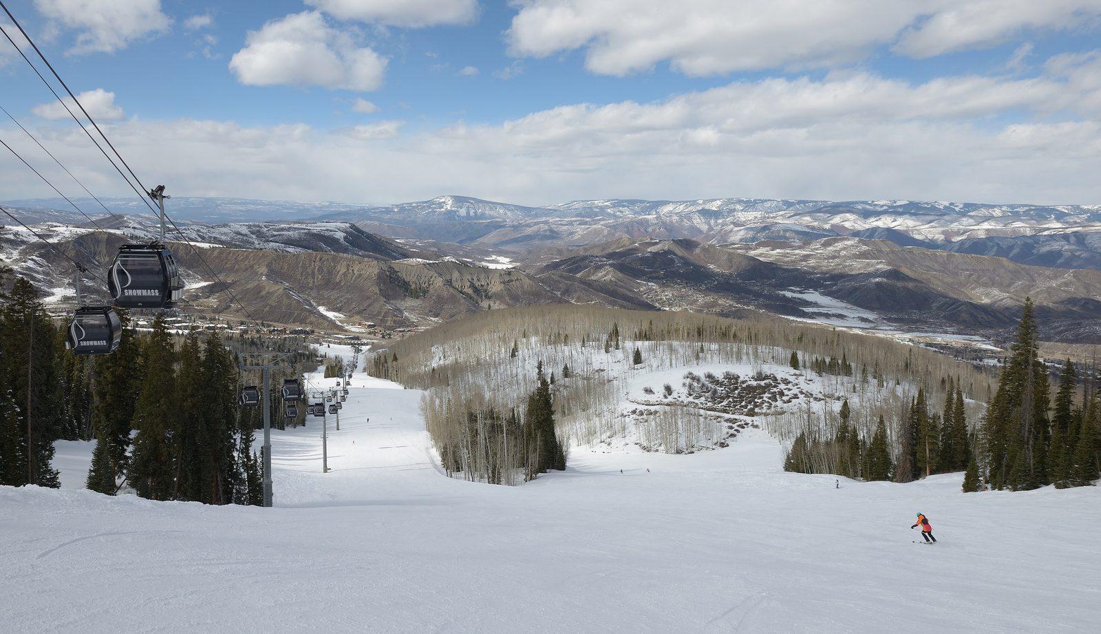 Snowmass gondola and ski area, Colorado